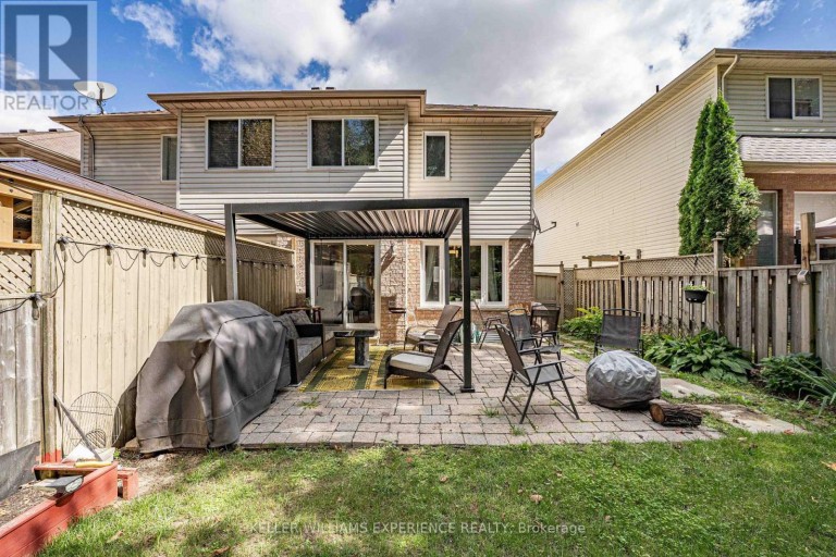 250 FERNDALE DRIVE S, Barrie (Ardagh), Ontario, L4N8J9
