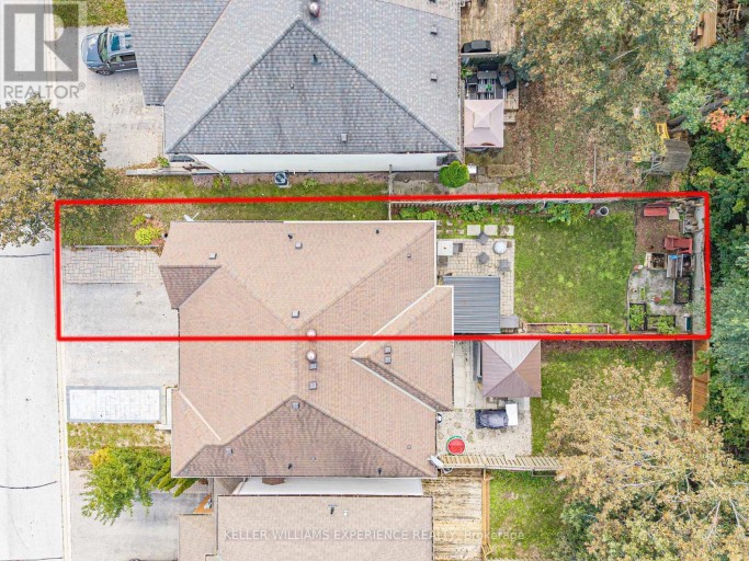 250 FERNDALE DRIVE S, Barrie (Ardagh), Ontario, L4N8J9