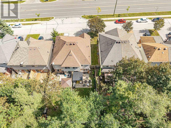 250 FERNDALE DRIVE S, Barrie (Ardagh), Ontario, L4N8J9