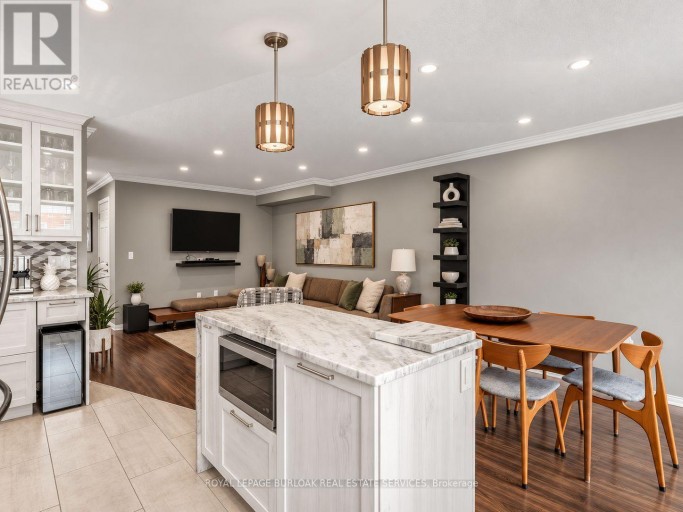 65 - 710 SPRING GARDENS ROAD, Burlington (Bayview), Ontario, L7T4K7