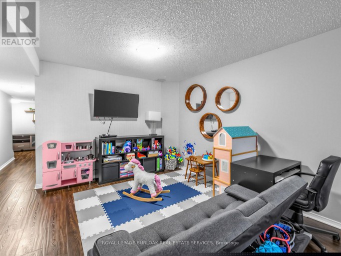 65 - 710 SPRING GARDENS ROAD, Burlington (Bayview), Ontario, L7T4K7