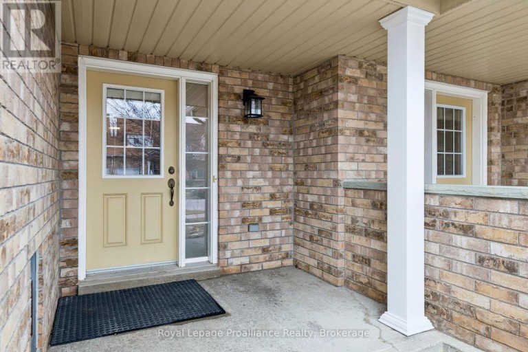 61 - 1119 ORMOND DRIVE, Oshawa (Samac), Ontario, L1K0K5