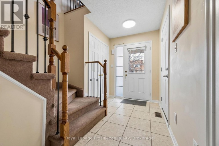 61 - 1119 ORMOND DRIVE, Oshawa (Samac), Ontario, L1K0K5