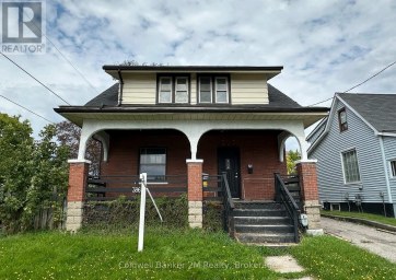 386 PINE AVENUE Oshawa (Vanier) Ontario photo 1