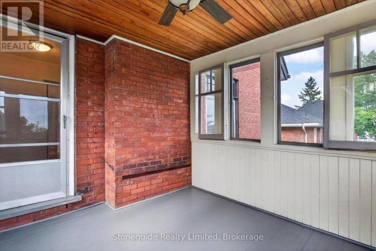 540 CHARLOTTE STREET, Peterborough (Town Ward 3), Ontario, K9J2W5