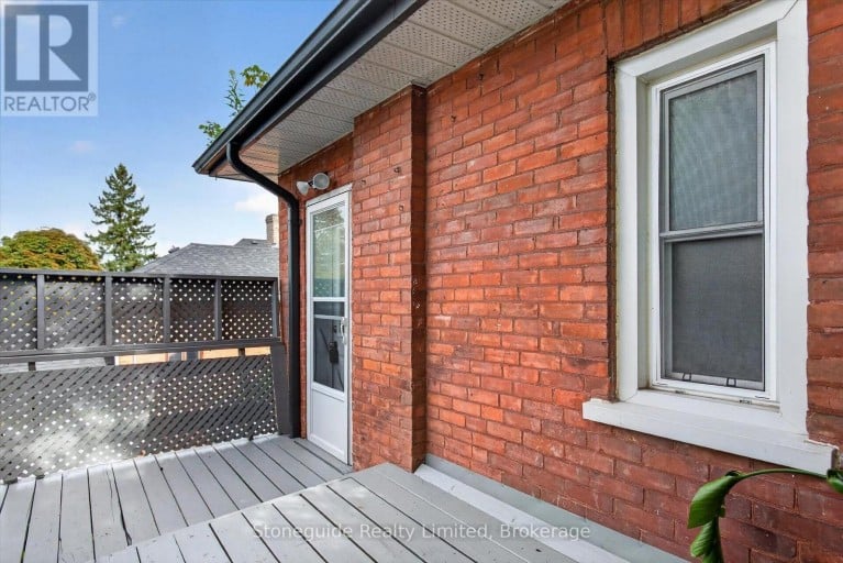 540 CHARLOTTE STREET, Peterborough (Town Ward 3), Ontario, K9J2W5
