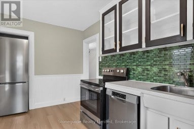 540 CHARLOTTE STREET Peterborough (Town Ward 3) Ontario photo 7