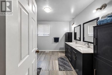 601 FOREST HILL DRIVE, Kingston (South Of Taylor-Kidd Blvd) Ontario