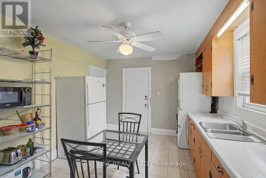 77 AVONDALE AVENUE Toronto (Willowdale East) Ontario photo 6