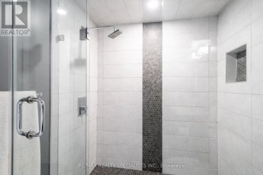 4021 SASHA COURT Mississauga (Rathwood) Ontario photo 19