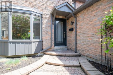 4021 SASHA COURT Mississauga (Rathwood) Ontario photo 3
