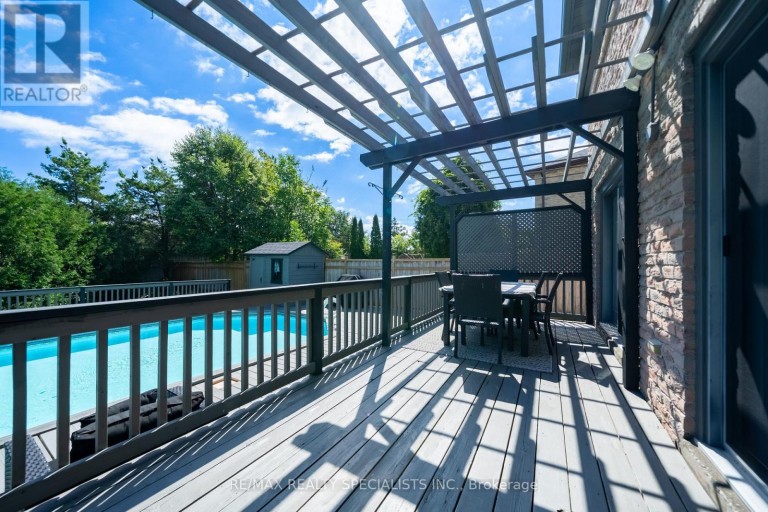 4021 SASHA COURT, Mississauga (Rathwood), Ontario, L4W3K9