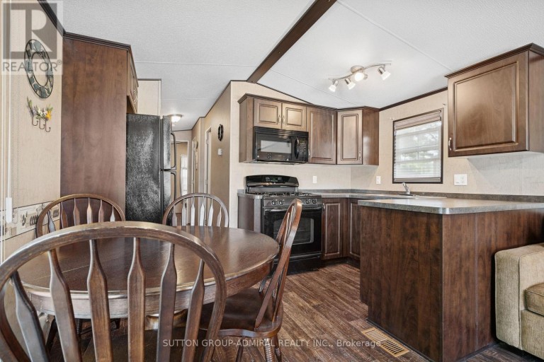 70 - 1082 SHAMROCK MARINA ROAD, Gravenhurst (Morrison), Ontario, P0E1G0