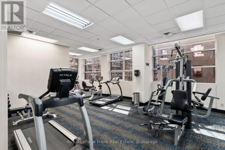 2910 - 736 BAY STREET, Toronto (Bay Street Corridor), Ontario, M5G2M4