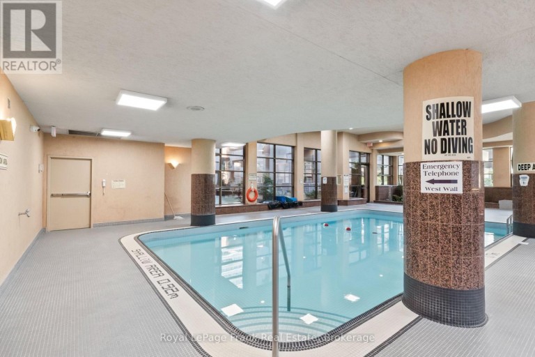 2910 - 736 BAY STREET, Toronto (Bay Street Corridor), Ontario, M5G2M4