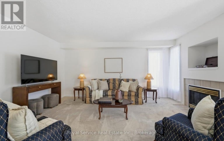 1636 EDENWOOD DRIVE, Oshawa (Samac), Ontario, L1G7Y6
