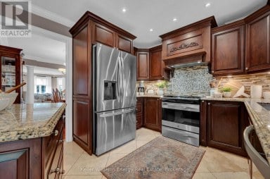 35 LIVING COURT Clarington (Courtice) Ontario photo 15