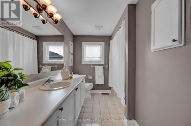 35 LIVING COURT Clarington (Courtice) Ontario photo 20