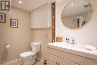 129 KEEWATIN STREET N Oshawa (Eastdale) Ontario photo 22