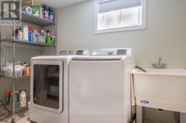 129 KEEWATIN STREET N Oshawa (Eastdale) Ontario photo 31