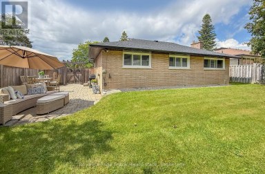 129 KEEWATIN STREET N Oshawa (Eastdale) Ontario photo 32