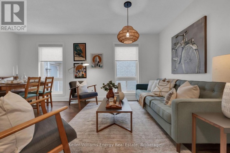 4 PRIMEAU AVENUE, Whitby (Brooklin), Ontario, L1M2B7