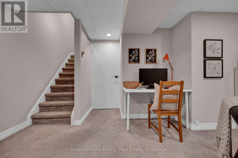 4 PRIMEAU AVENUE, Whitby (Brooklin), Ontario, L1M2B7