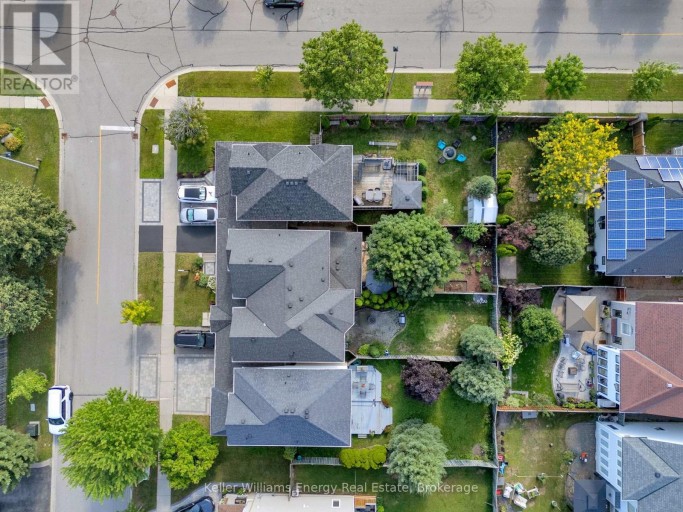 4 PRIMEAU AVENUE, Whitby (Brooklin), Ontario, L1M2B7