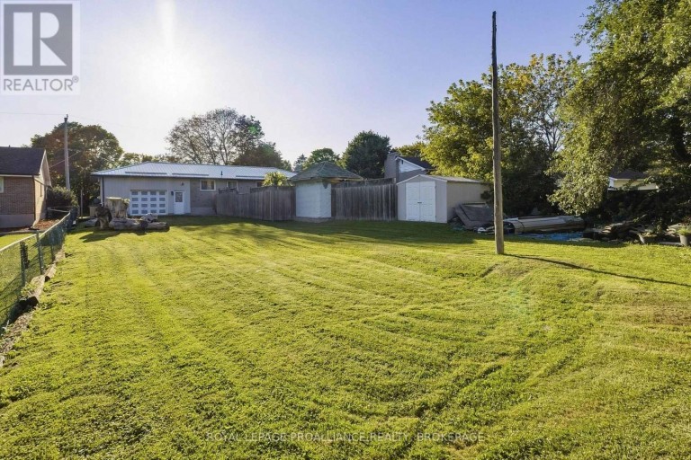 420 MAPLE RIDGE DRIVE, Kingston (South of Taylor-Kidd Blvd), Ontario, K7M5P3