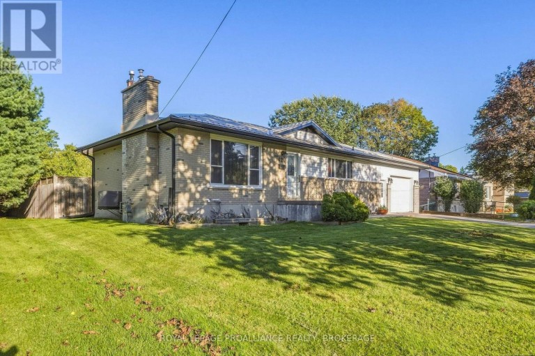 420 MAPLE RIDGE DRIVE, Kingston (South of Taylor-Kidd Blvd), Ontario, K7M5P3