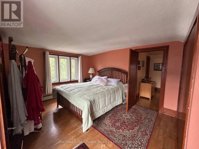 245 FRANCIS STREET W, Thunder Bay (Westfort), Ontario, P7E4C1