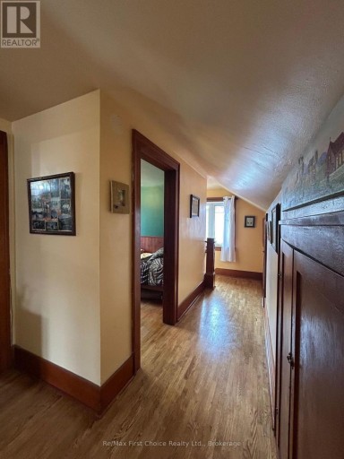 245 FRANCIS STREET W, Thunder Bay (Westfort), Ontario, P7E4C1