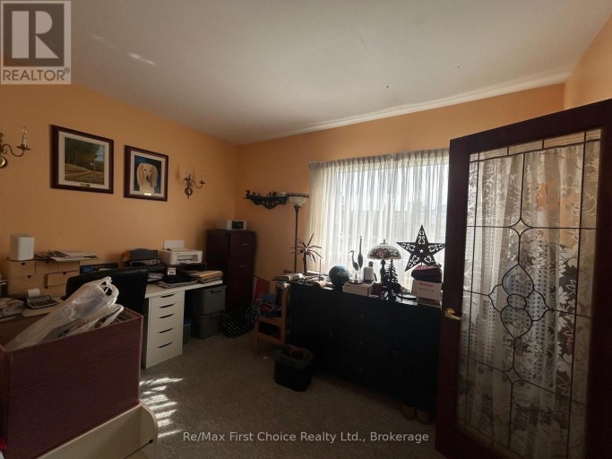 245 FRANCIS STREET W, Thunder Bay (Westfort), Ontario, P7E4C1