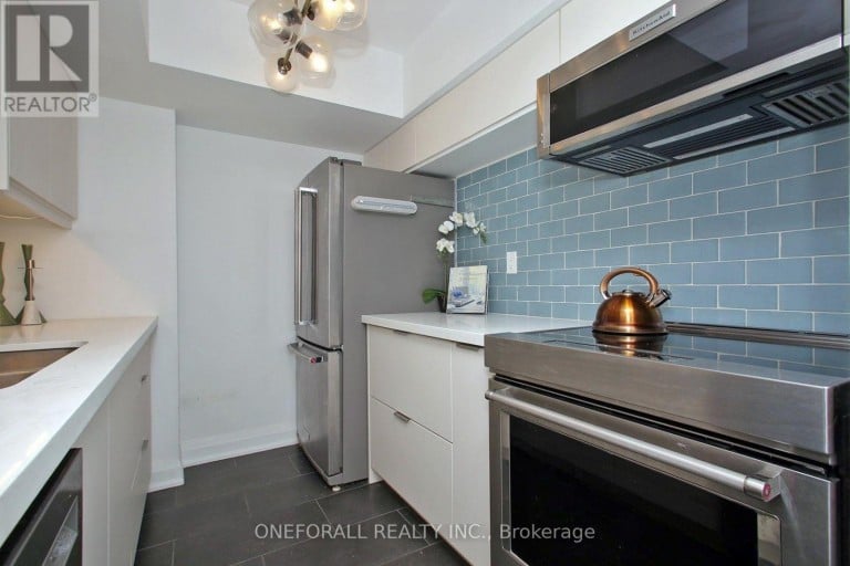633 - 222 THE ESPLANADE, Toronto (Waterfront Communities), Ontario, M5A4M8