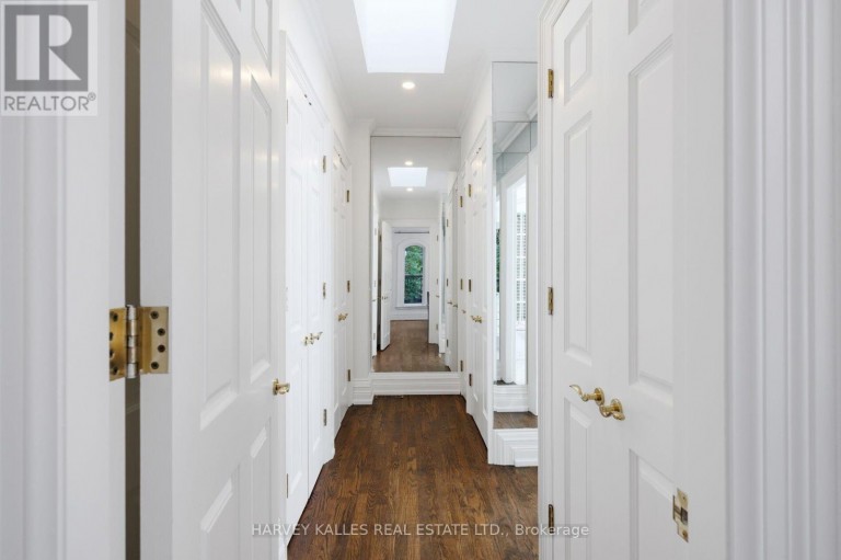 17A AVONDALE ROAD, Toronto (Rosedale-Moore Park), Ontario, M4W2R7
