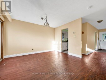41 SIMMONS BOULEVARD Brampton (Madoc) Ontario photo 12