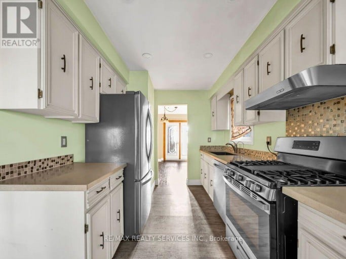 41 SIMMONS BOULEVARD, Brampton (Madoc), Ontario, L6V3V4