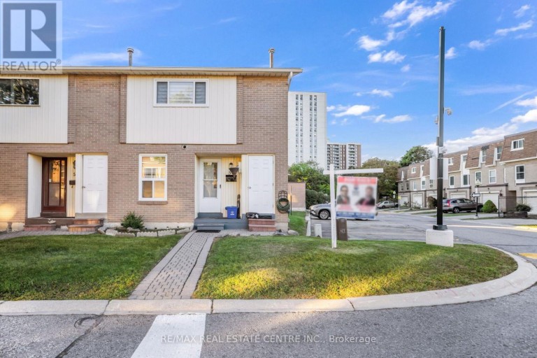 59 CRAIGLEIGH CRESCENT, Brampton (Avondale), Ontario, L6T2E3