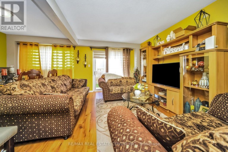 59 CRAIGLEIGH CRESCENT, Brampton (Avondale), Ontario, L6T2E3