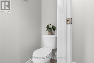 109 LINKS CRESCENT N Woodstock (Woodstock - North) Ontario photo 17