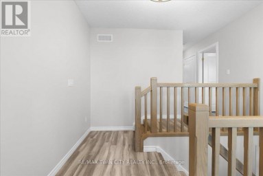 109 LINKS CRESCENT N Woodstock (Woodstock - North) Ontario photo 22