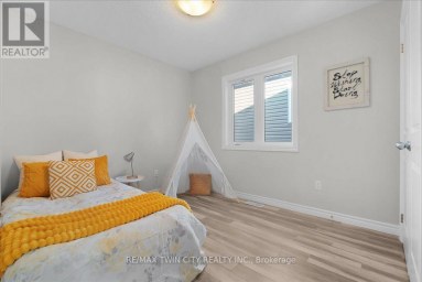 109 LINKS CRESCENT N Woodstock (Woodstock - North) Ontario photo 29