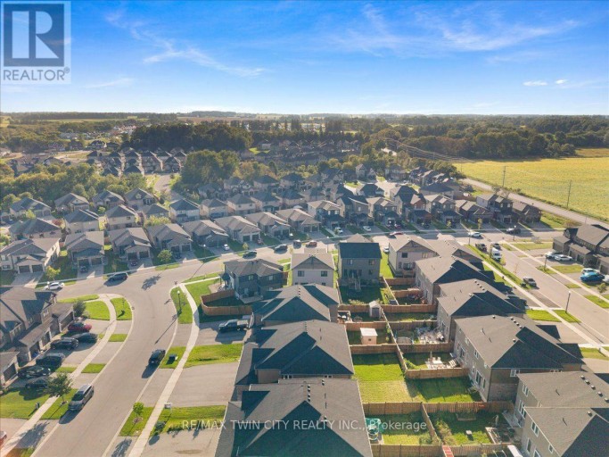 109 LINKS CRESCENT N, Woodstock (Woodstock - North), Ontario, N4T0K7