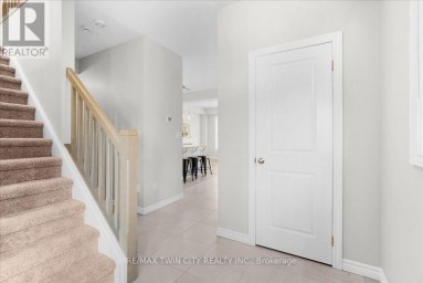 109 LINKS CRESCENT N Woodstock (Woodstock - North) Ontario photo 5