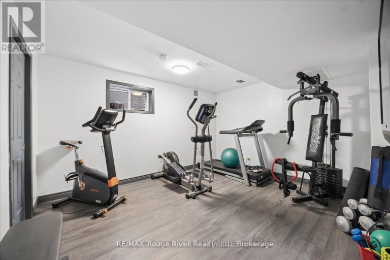 137 PRINGLE DRIVE, Whitby (Pringle Creek), Ontario, L1N6K4