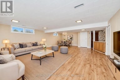 61 BICKERTON CRESCENT Toronto (Pleasant View) Ontario photo 10