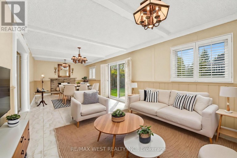 61 BICKERTON CRESCENT, Toronto (Pleasant View), Ontario, M2J3T2