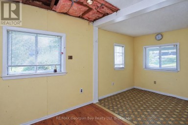 62 KING ROAD Tay (Waubaushene) Ontario photo 15