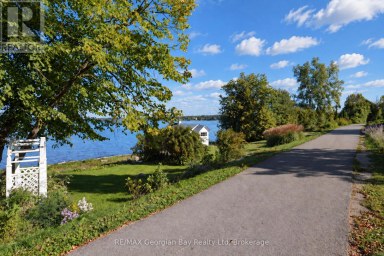 62 KING ROAD Tay (Waubaushene) Ontario photo 4
