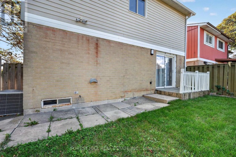 22 GRAND VALLEY DRIVE, Brampton (Northgate), Ontario, L6S2L1